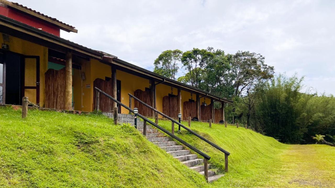 Ananda Parivara Casa de hóspedes *
